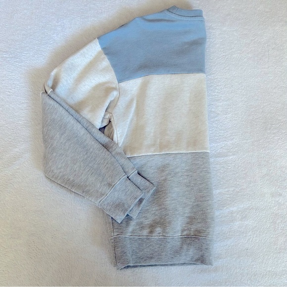 ✨3/$20✨ TenTree Crewneck - Picture 5 of 7